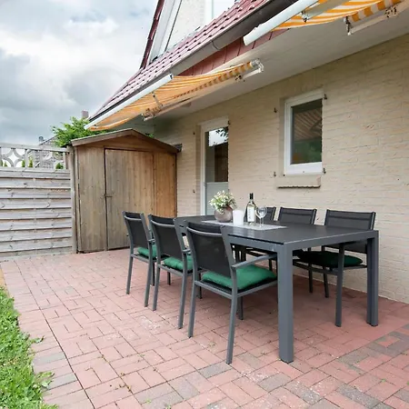 Holiday home Haus Hasenkamp 26 Seehase Groemitz